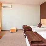 Peneka Szálloda 2*