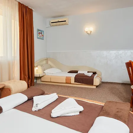 Peneka Hotel 2*